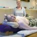 Yoga hjälper Klara att hantera cancern