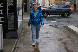 Emilia Löf Karlsson samarbetar med Pernilla Wahlgren